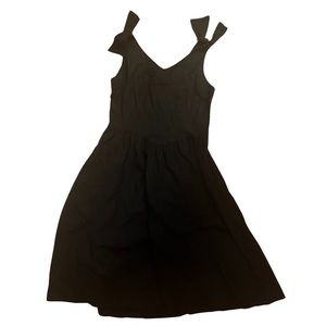 VTG black bow sleeveless fit and flare dress prisitine